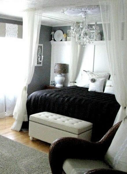 black and white theme bed room canopy